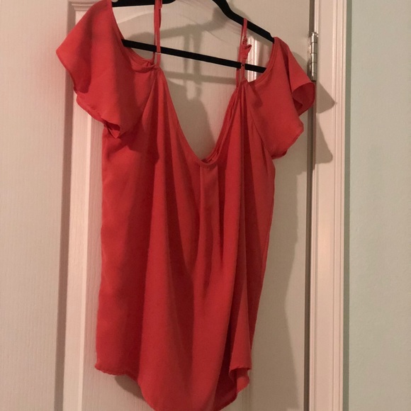 Flowy Coral Octavia cold shoulder top - Picture 3 of 7